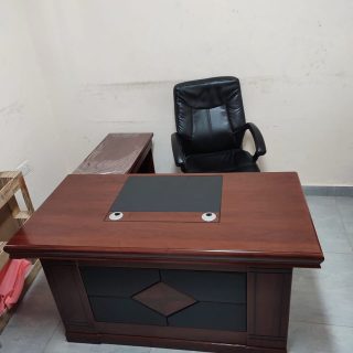 xecutive Desk 1400mm compact director’s office desk Kenya