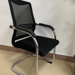 Mesh visitor office chair with chrome cantilever frame